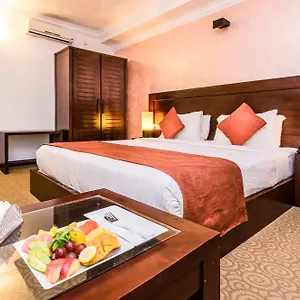 https://ceylon-city-hotel.negombohotels.net